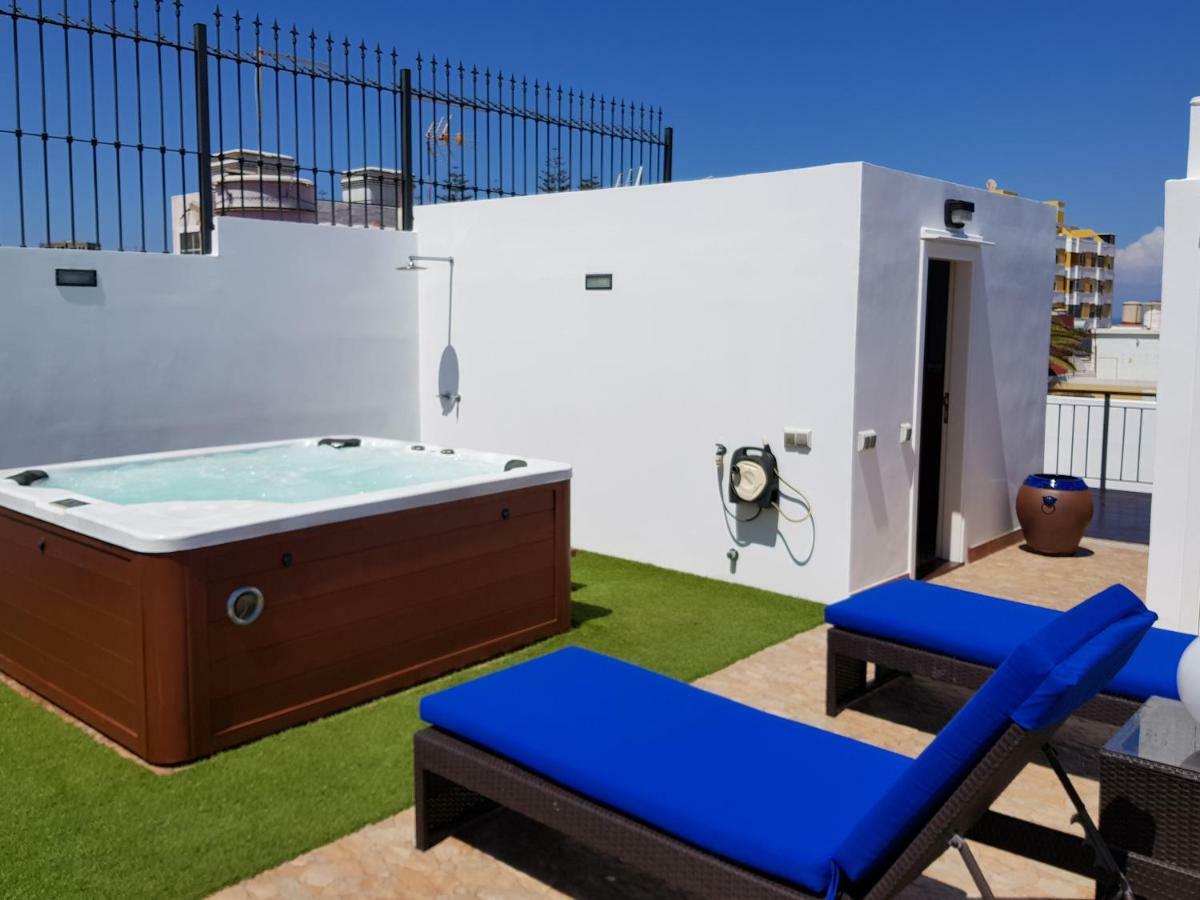 Fantastica Vivienda Familiar Con Jacuzzi Y Sauna Villa ลาสปัลมาส เด กรานคานาเรีย ภายนอก รูปภาพ