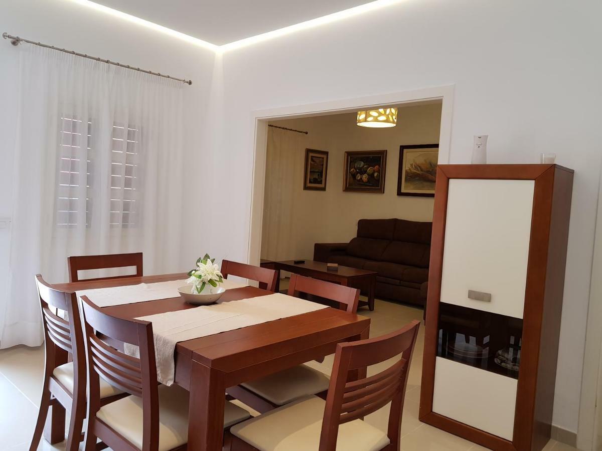 Fantastica Vivienda Familiar Con Jacuzzi Y Sauna Villa ลาสปัลมาส เด กรานคานาเรีย ภายนอก รูปภาพ